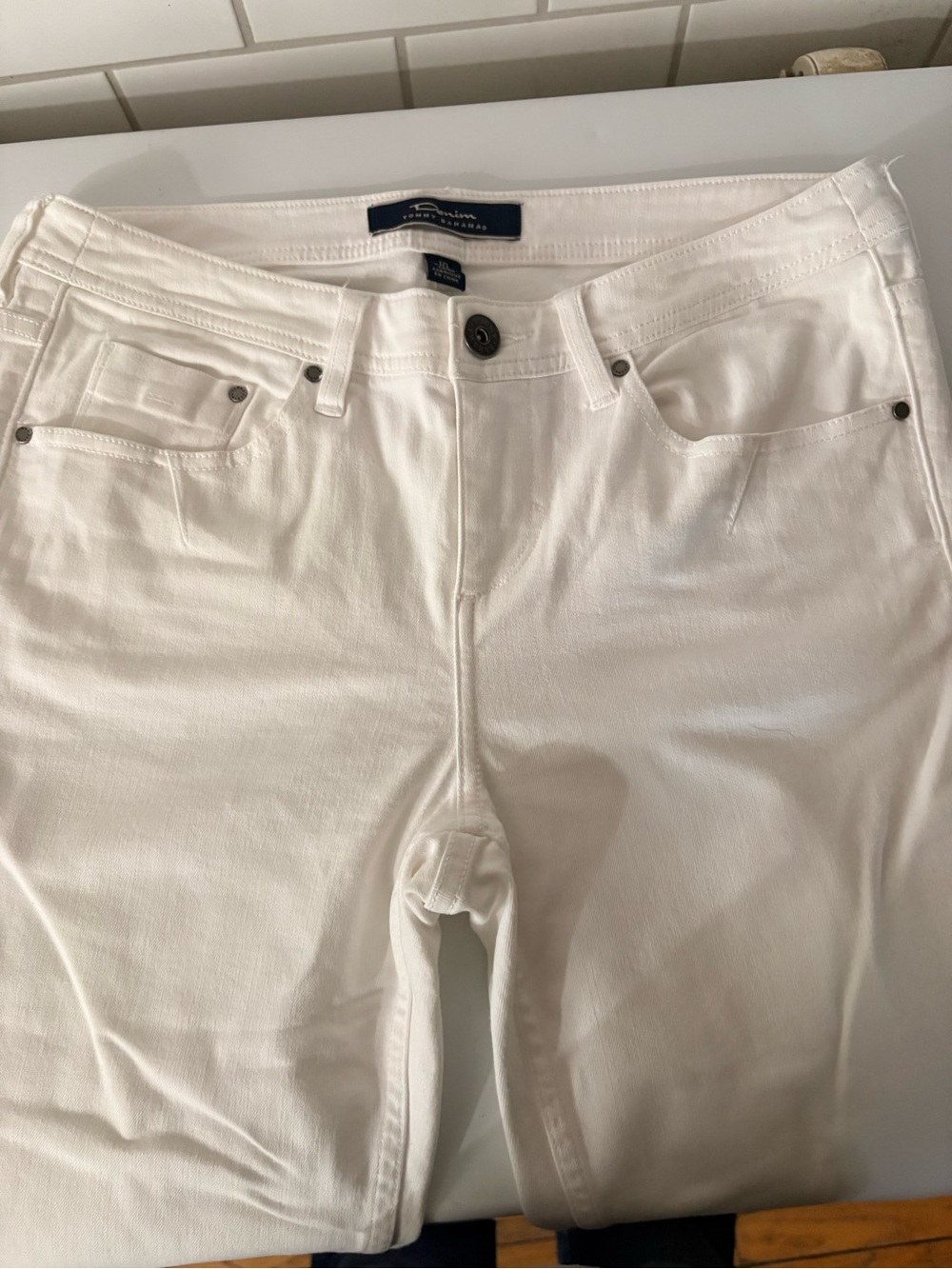 Tommy Bahama White Skinny Jeans
